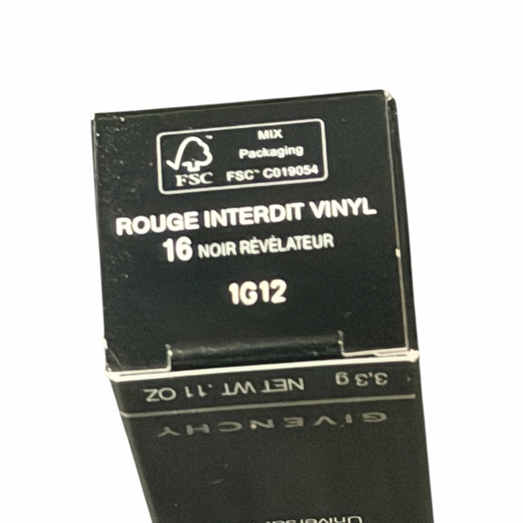 Givenchy Rouge Interdit Vinyl 16 Noir Revelateur Color Enhancing Lipstick - Picture 4 of 4